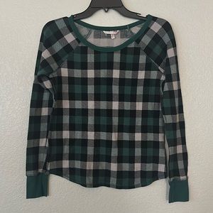 Victoria’s Secret Plaid Henley Small Green Black